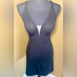 Jolene size 0 black glitter sheath dress with lace up back. Excellent‎ condition